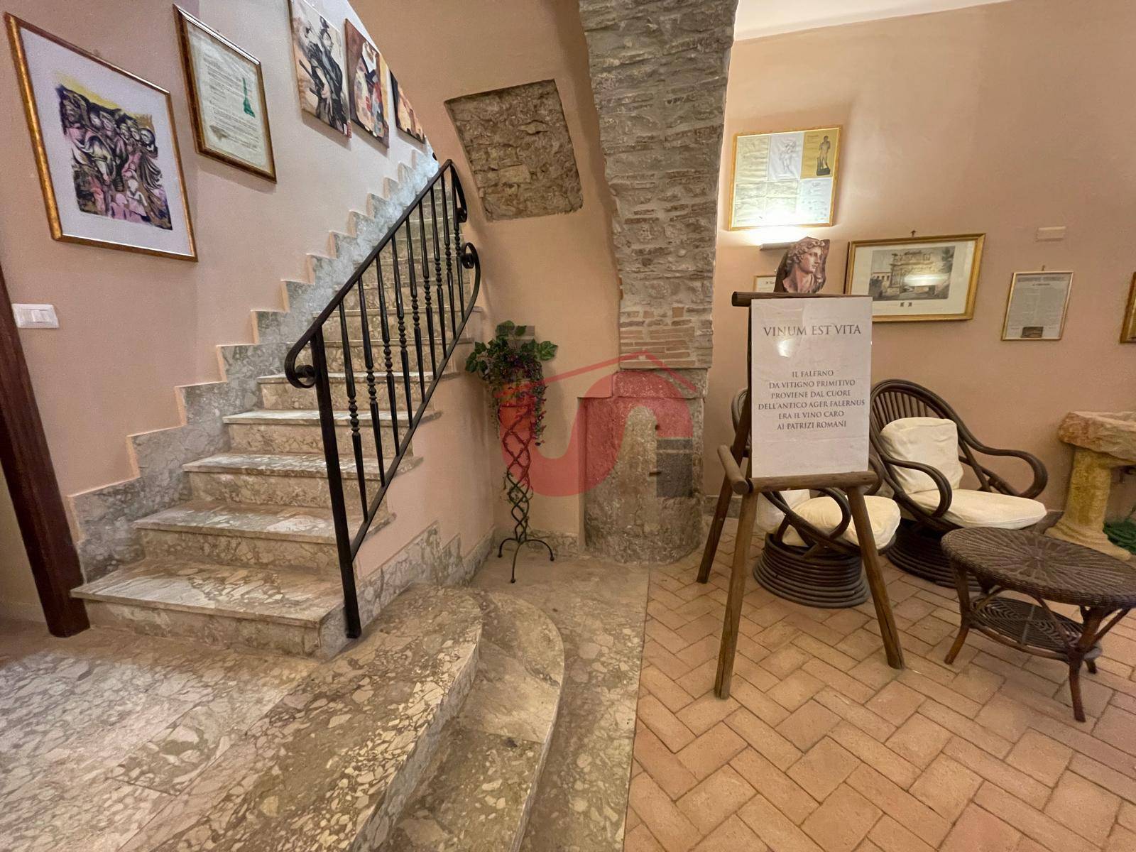 INTERO STABILE in affitto a Benevento, CENTRO STORICO