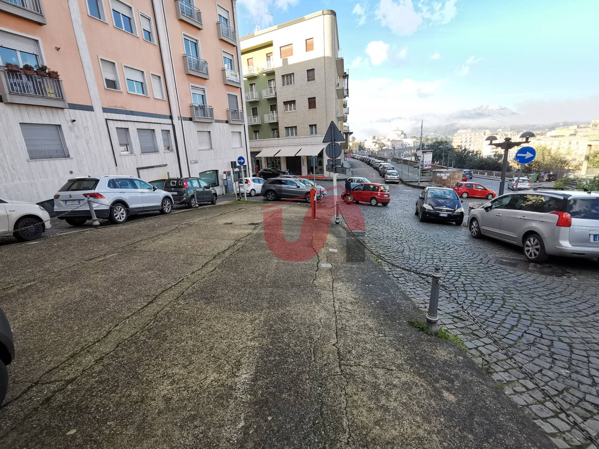 Posto auto scoperto in affitto a Benevento, CENTRO STORICO