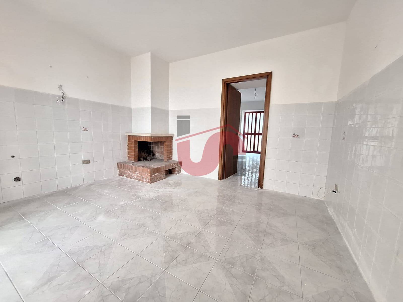 SEMINDIPENDENTE in vendita a Foglianise, Palmenta