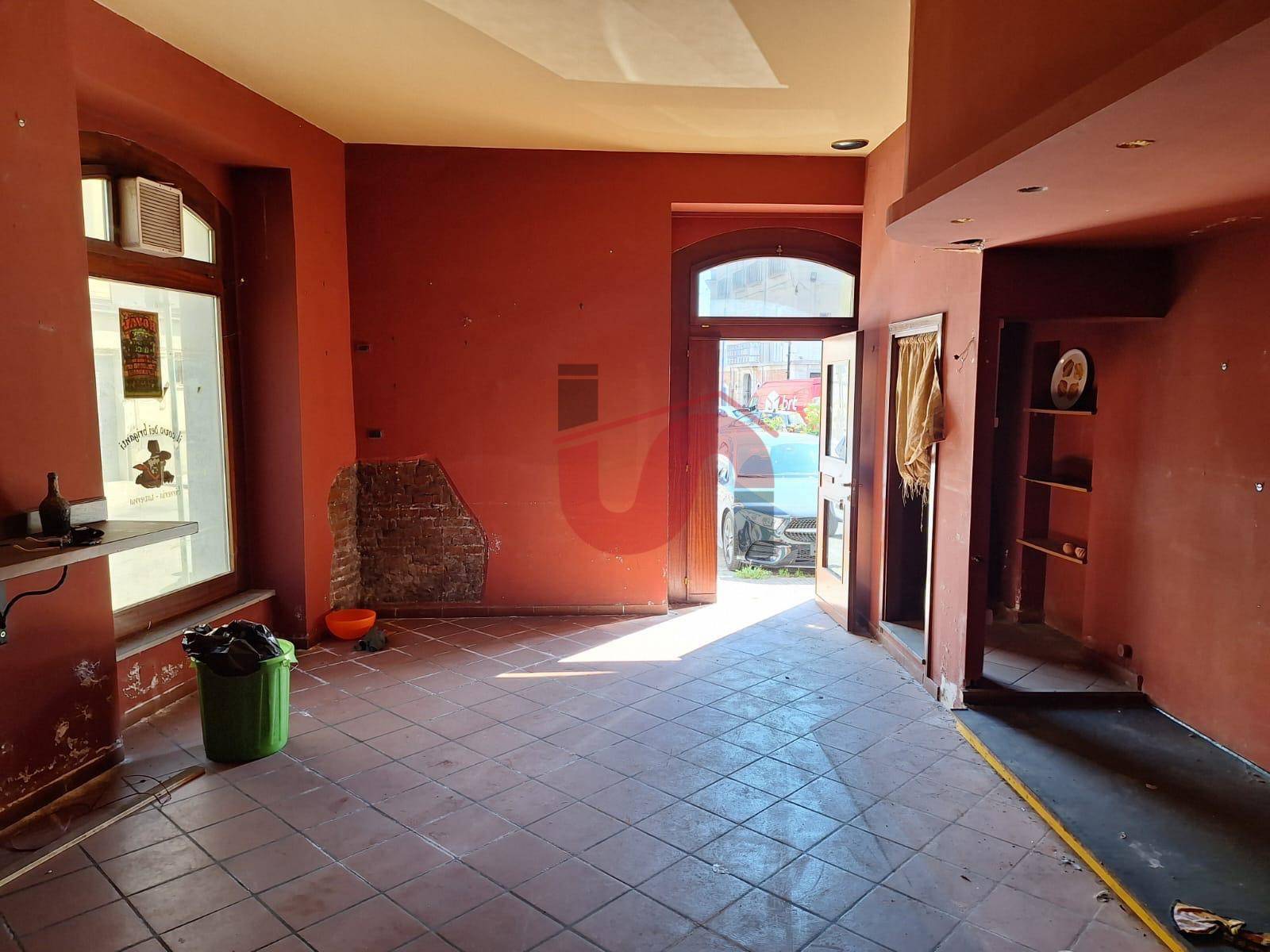 NEGOZIO in affitto a San Giorgio del Sannio