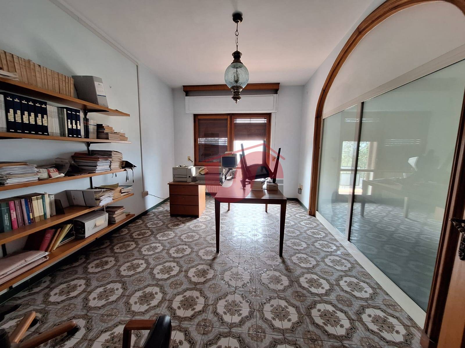 APPARTAMENTO + DI 4 LOCALI in affitto a Benevento, Mellusi