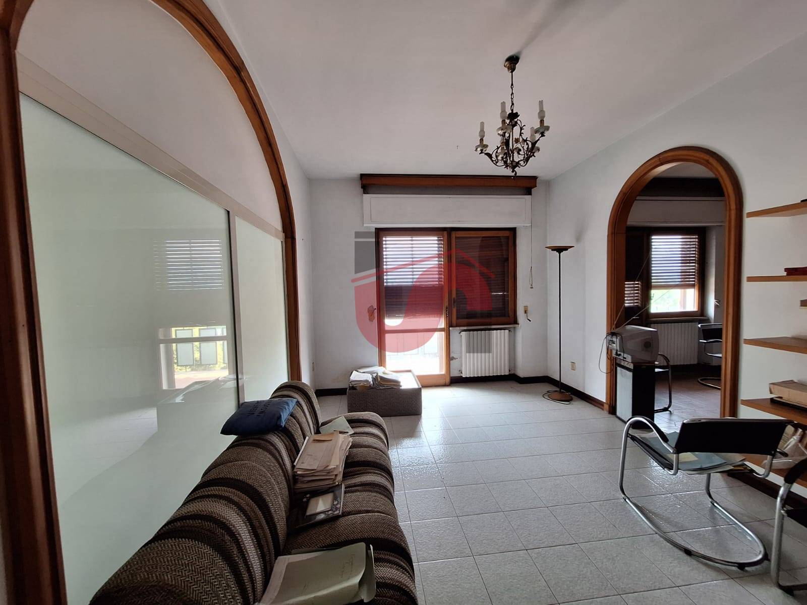 APPARTAMENTO + DI 4 LOCALI in affitto a Benevento, Mellusi