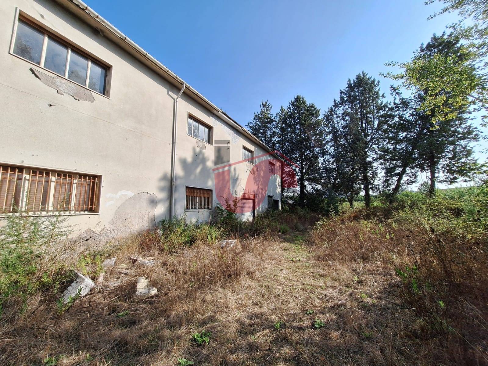 INTERO STABILE in vendita a Benevento, CONTRADE