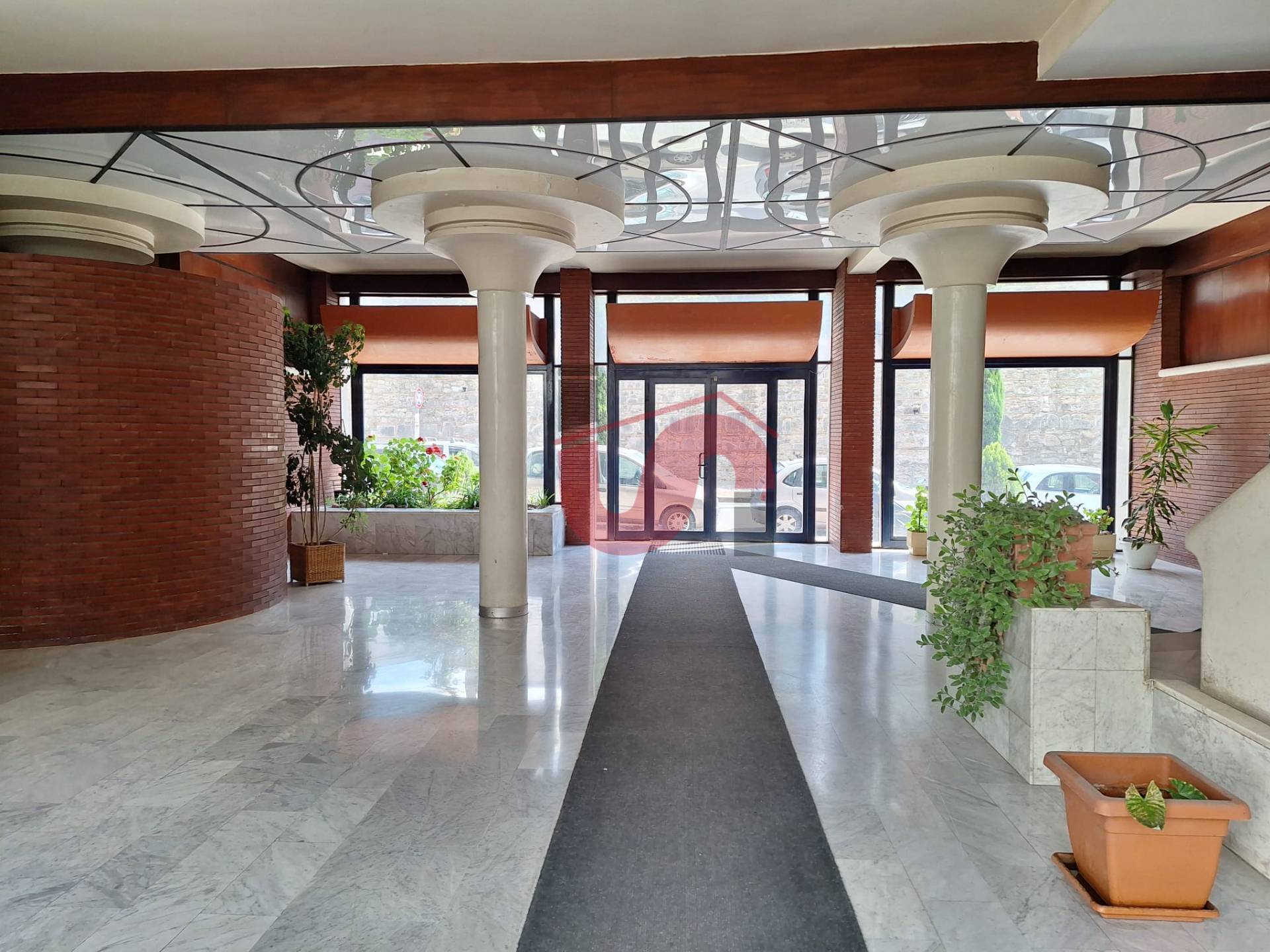 APPARTAMENTO + DI 4 LOCALI in vendita a Benevento, Centro