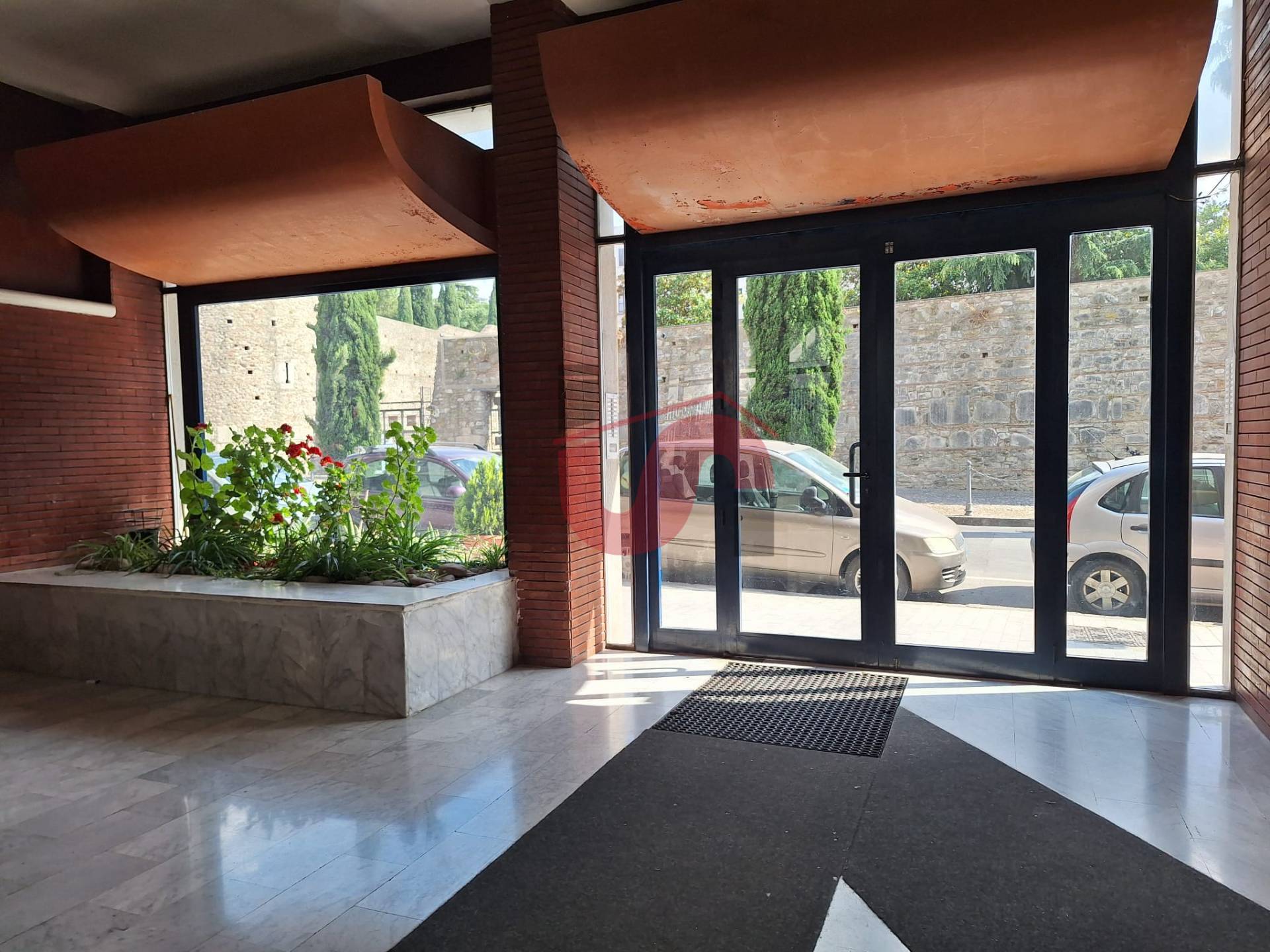 APPARTAMENTO + DI 4 LOCALI in vendita a Benevento, Centro