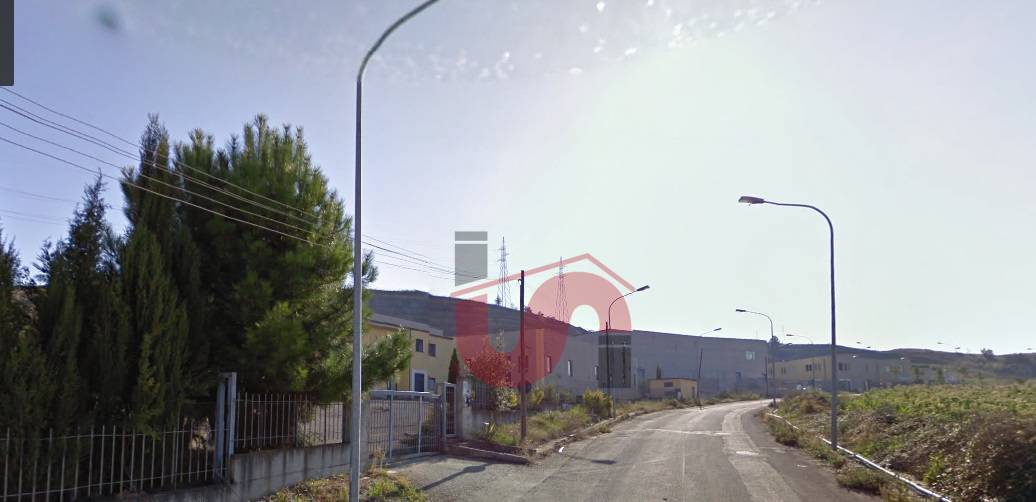 CAPANNONE INDUSTRIALE in vendita a Benevento, CONTRADE