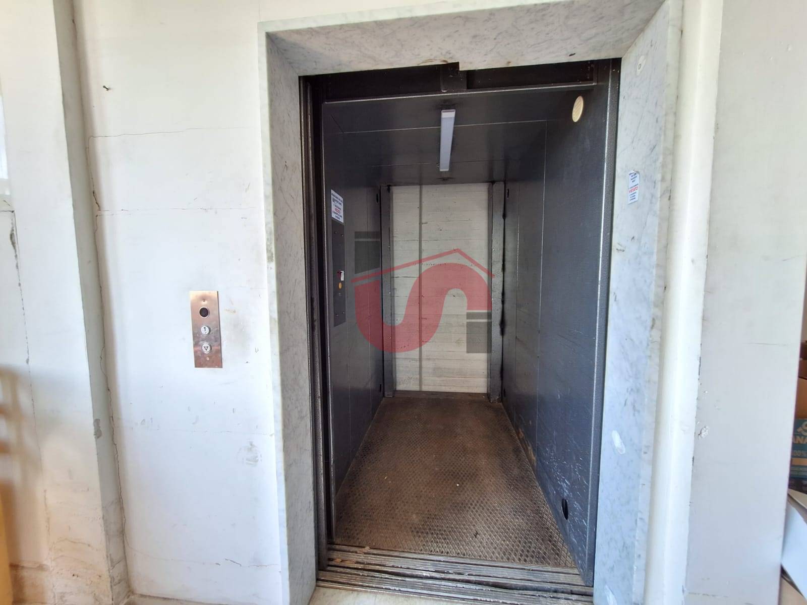 FABBRICATO INDUSTRIALE in vendita a Foglianise