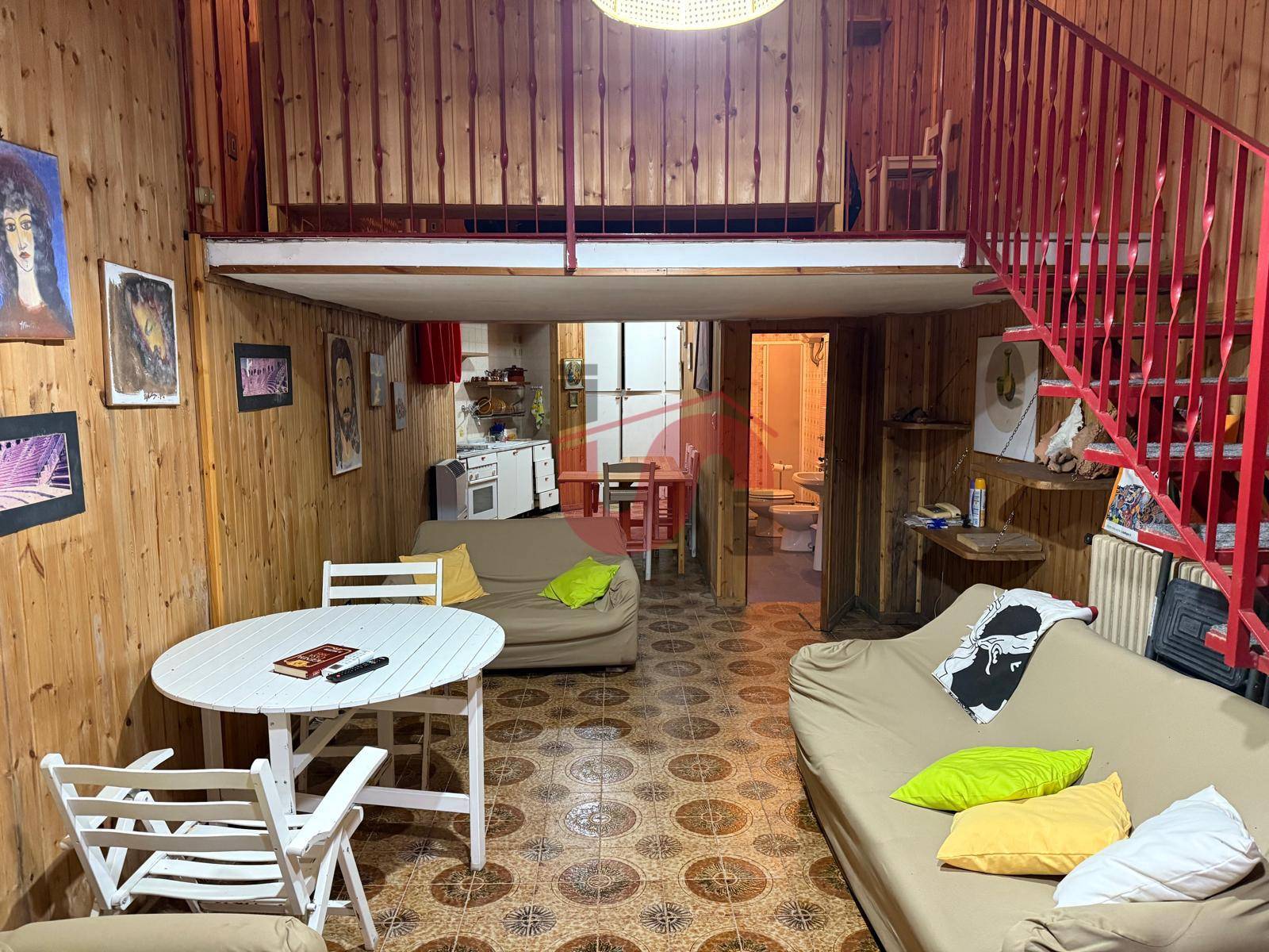 MONOLOCALE in vendita a Sant'Angelo a Cupolo