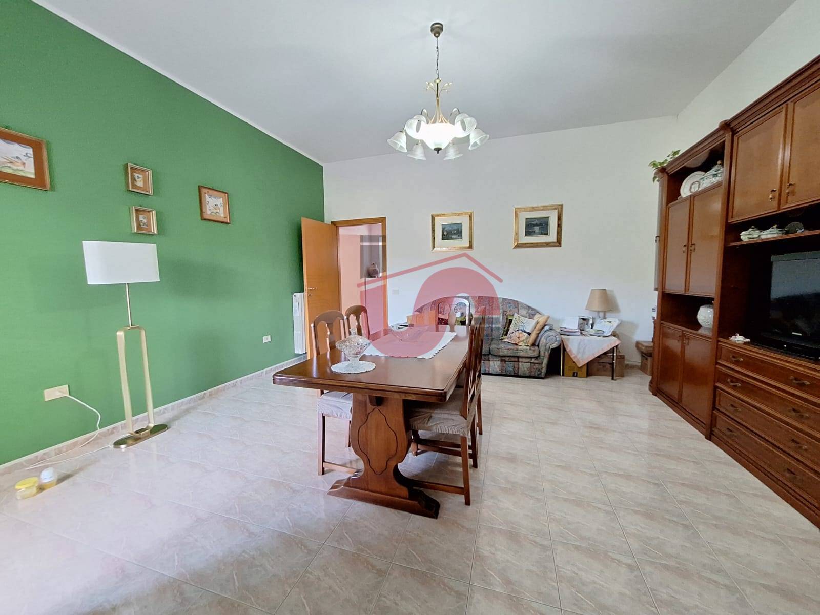 Casa Semindipendente in vendita a Benevento, CONTRADE