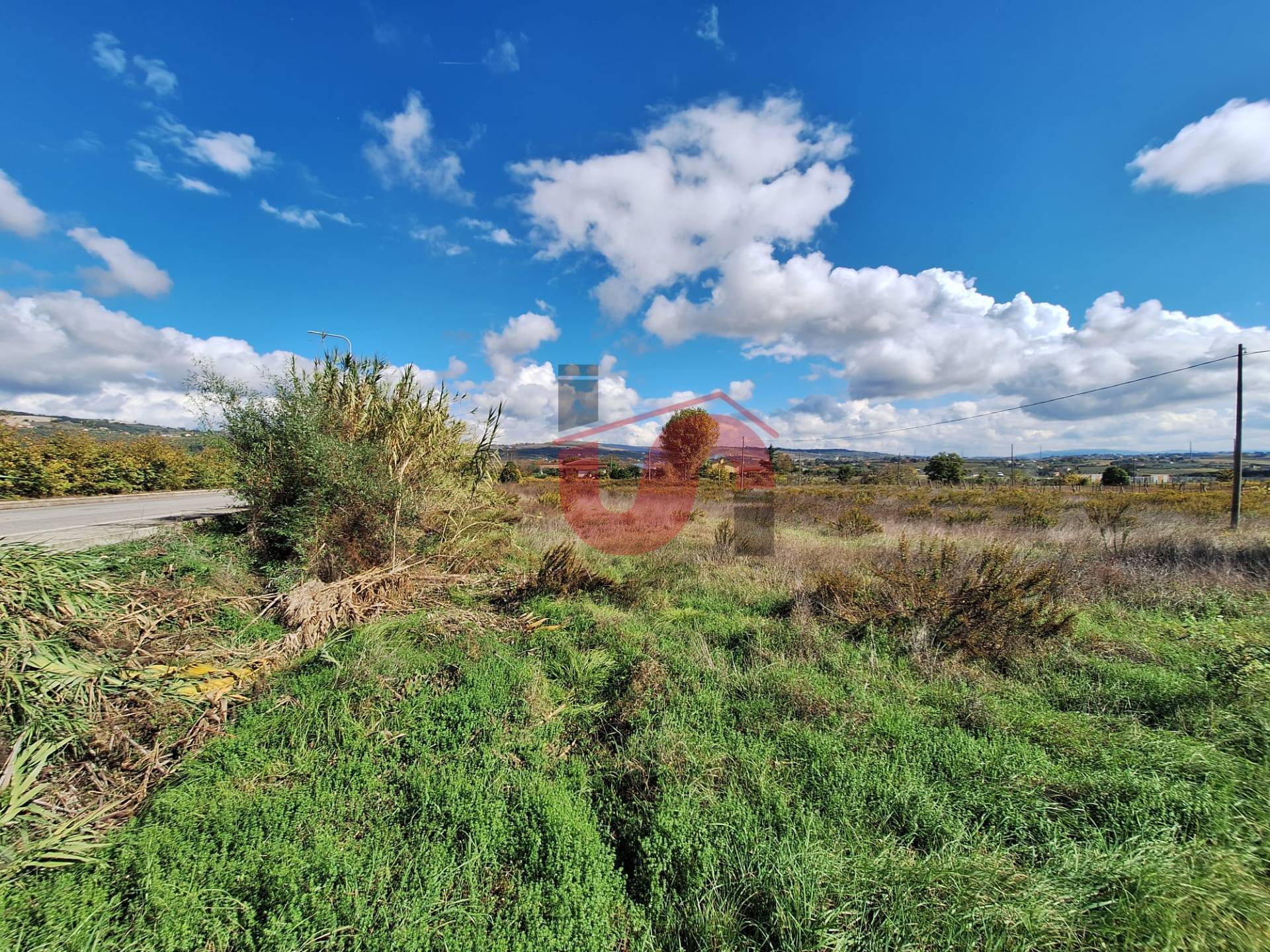 TERRENO INDUSTRIALE/COMMERCIALE in vendita a Benevento