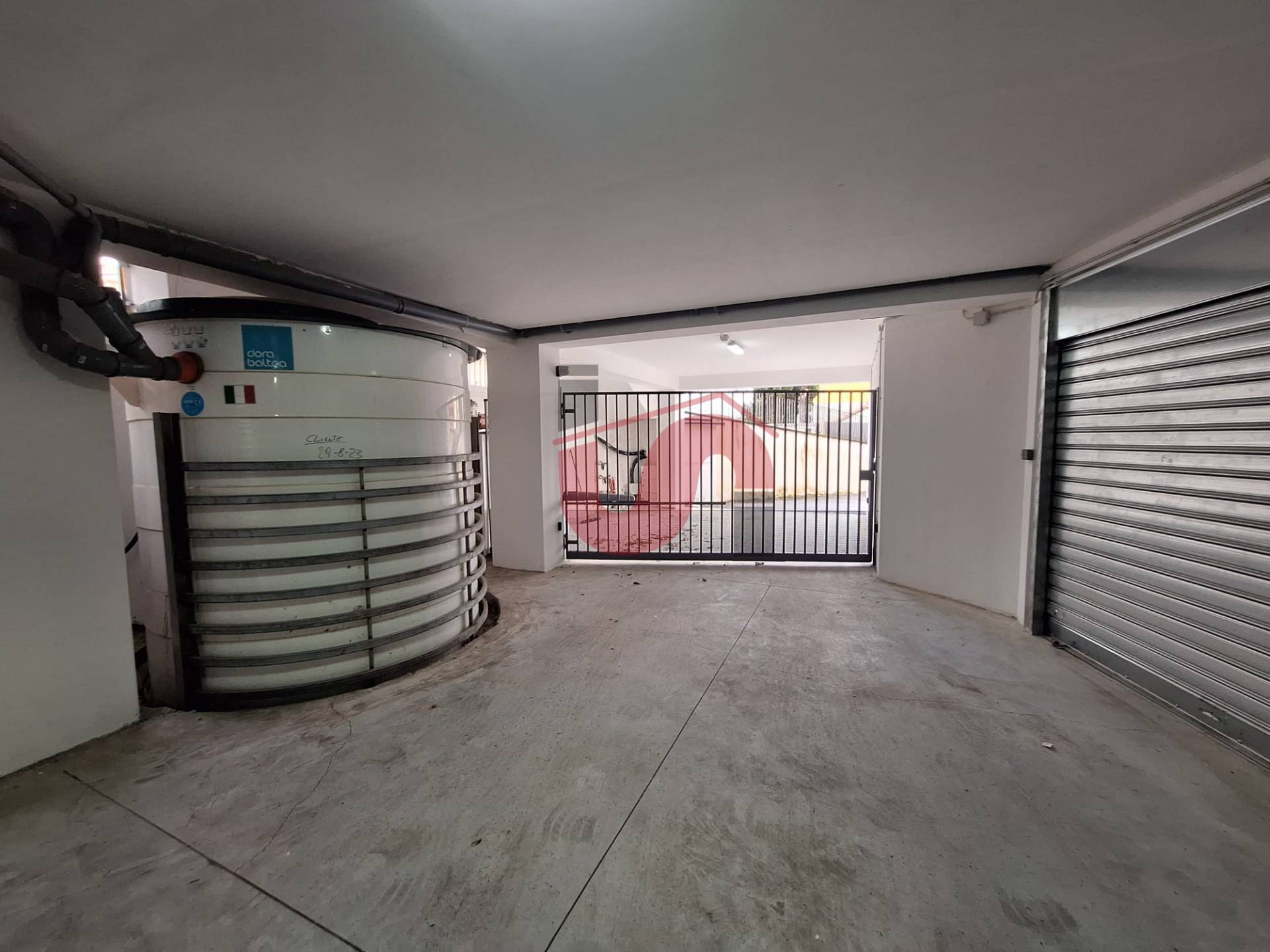 Box o garage in vendita a Benevento