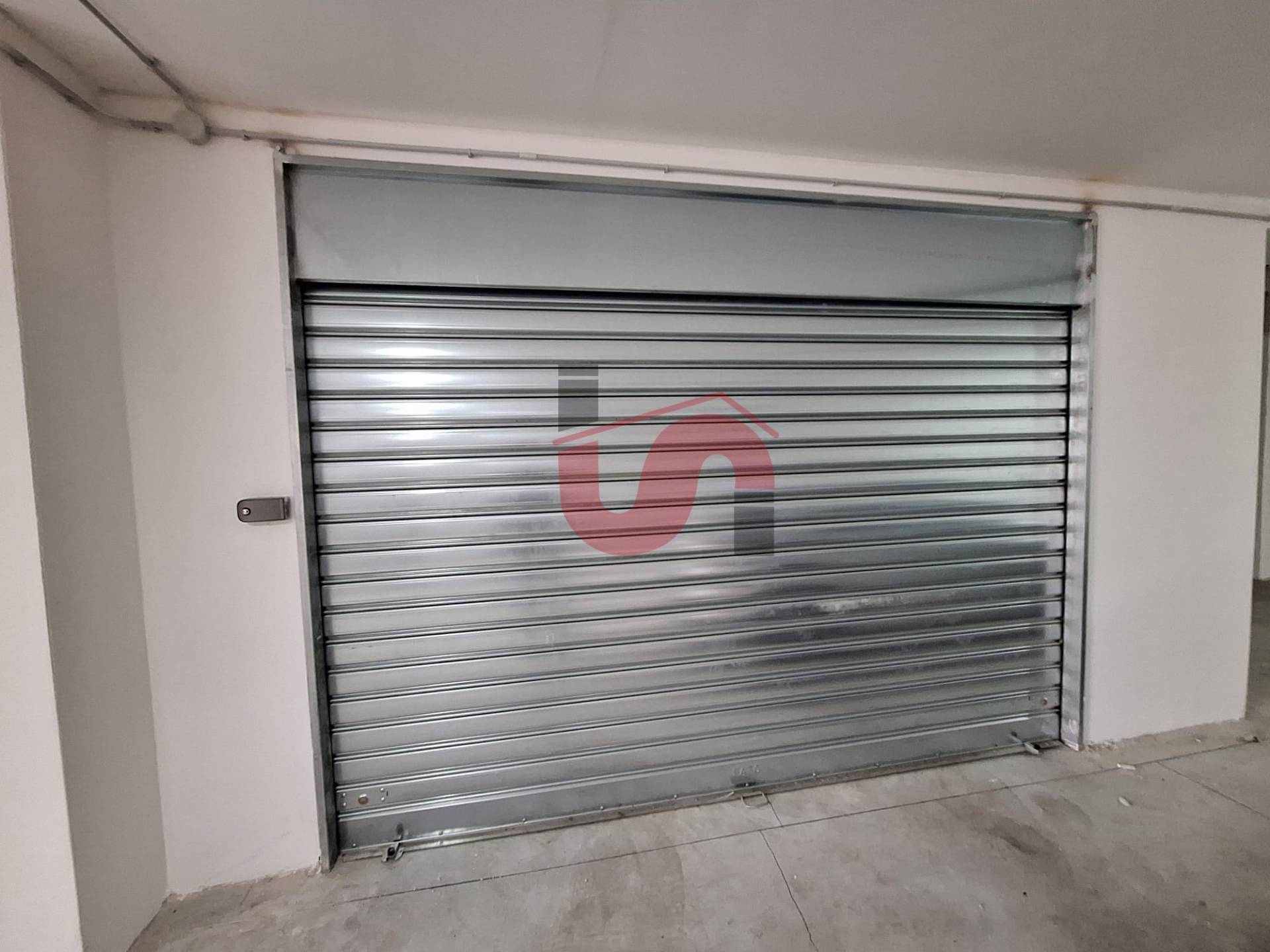 Box o garage in vendita a Benevento