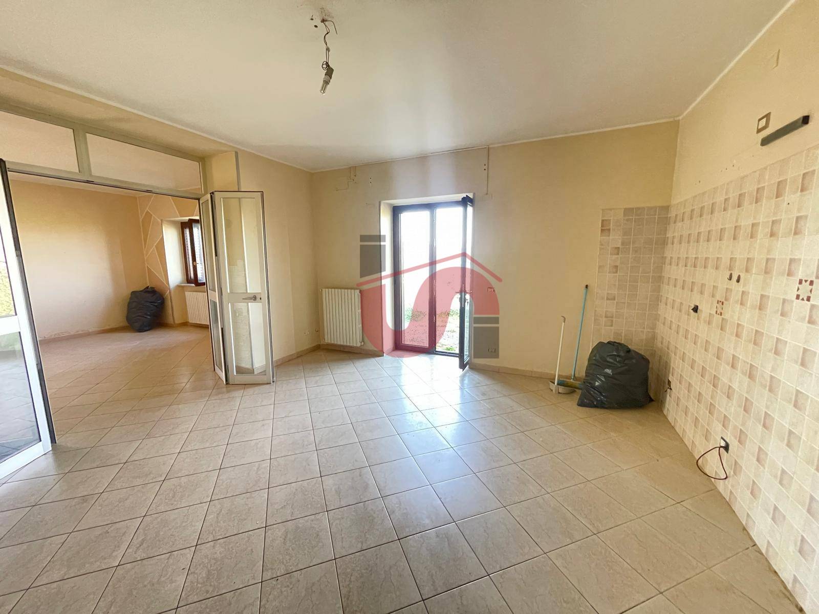 VILLA BIFAMILIARE in vendita a Benevento