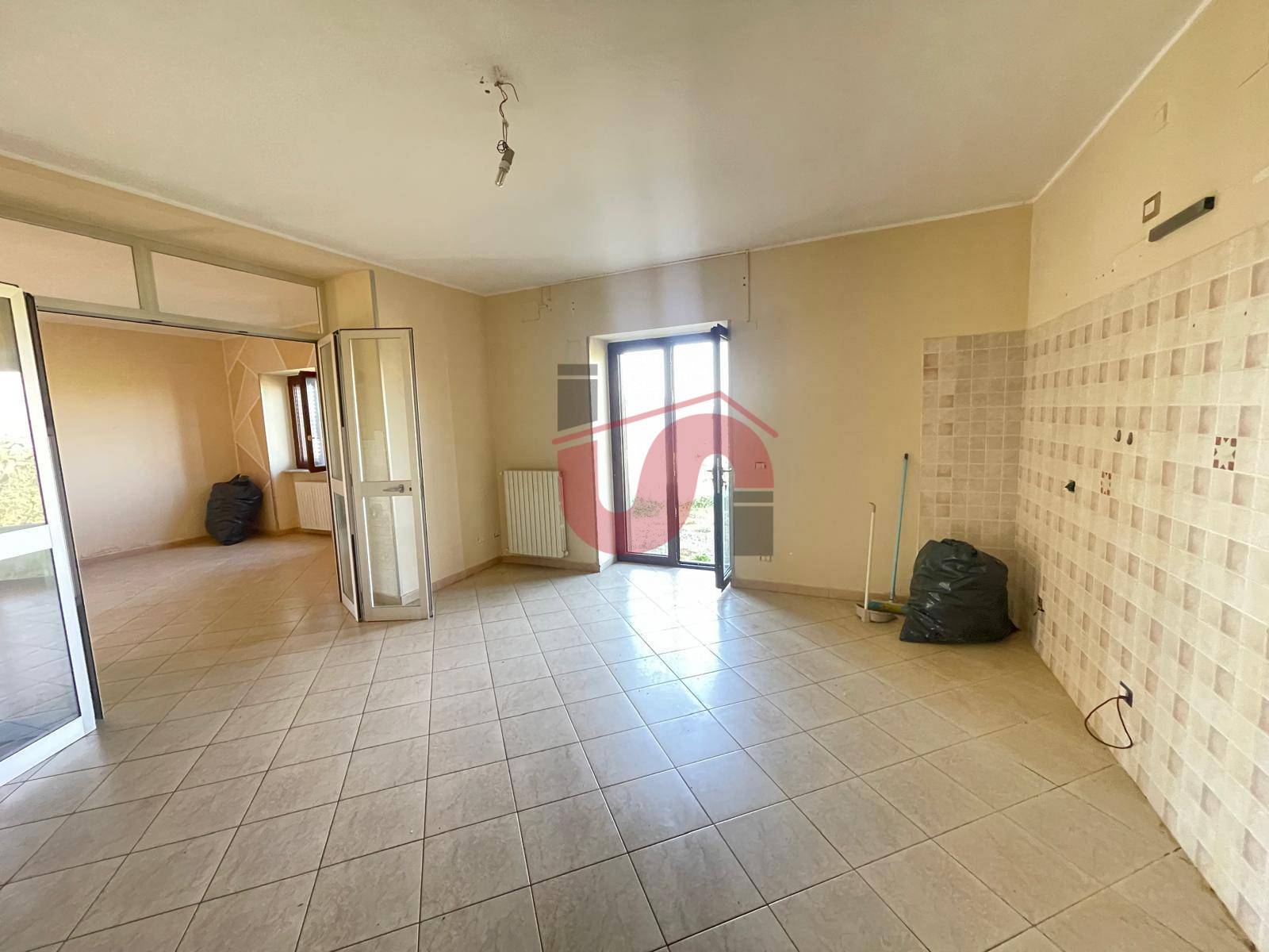 VILLA BIFAMILIARE in vendita a Benevento