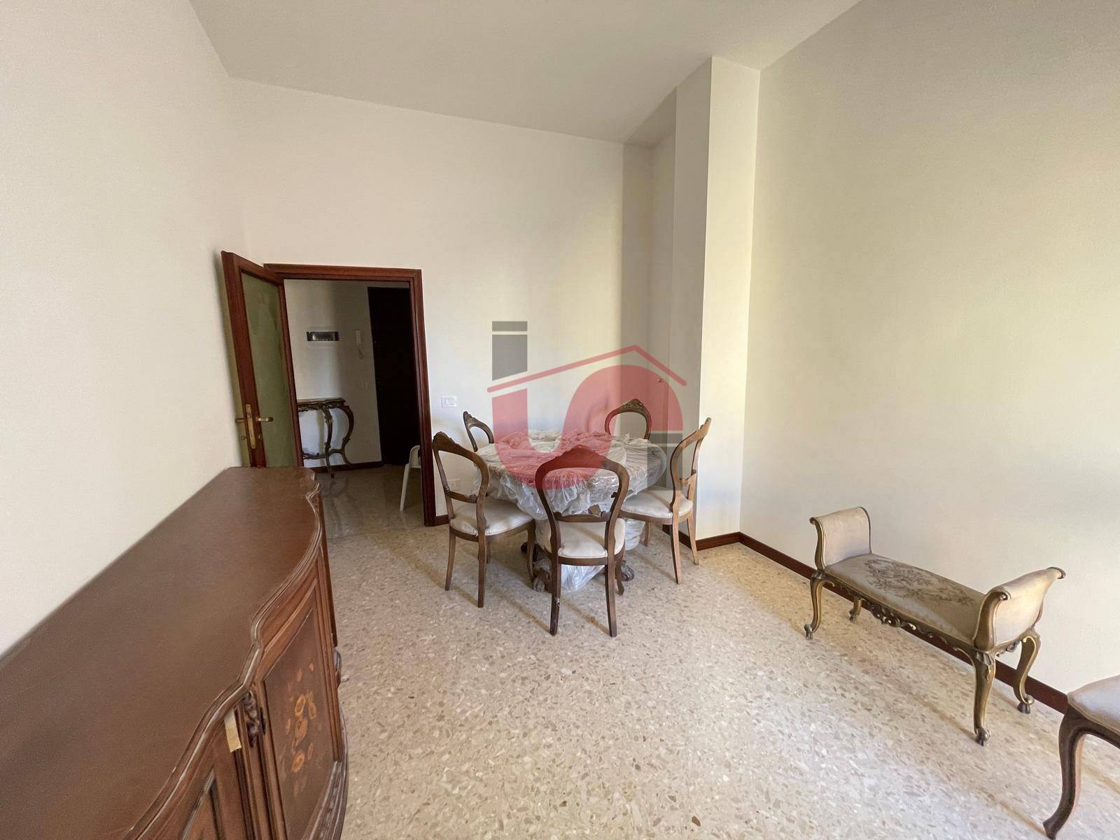 APPARTAMENTO + DI 4 LOCALI in affitto a Benevento, Mellusi/Atlantici