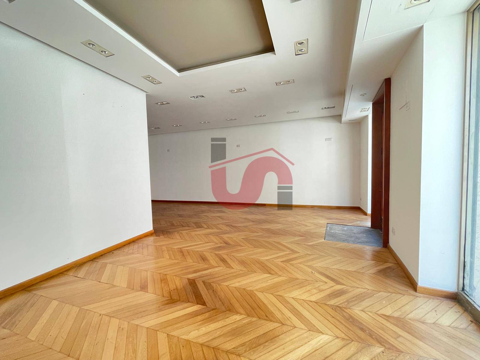 Locale commerciale in affitto a Benevento