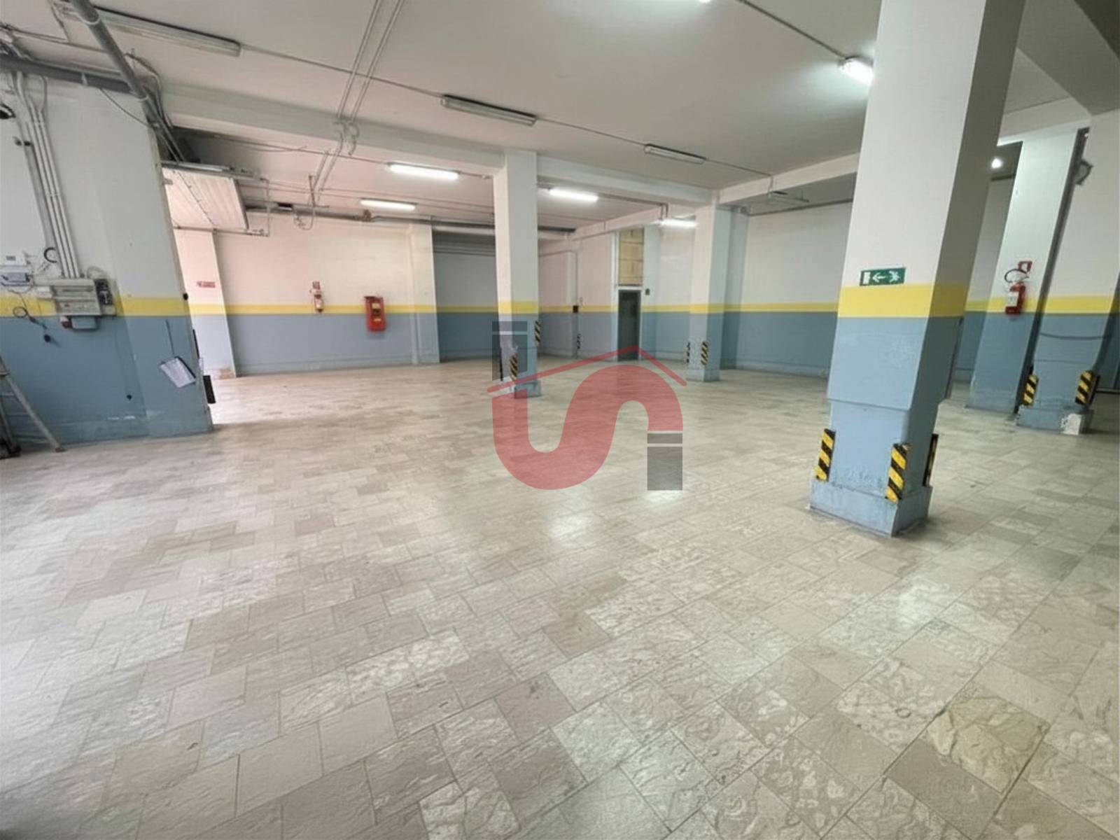 LOCALE PLURIUSO in affitto a Benevento