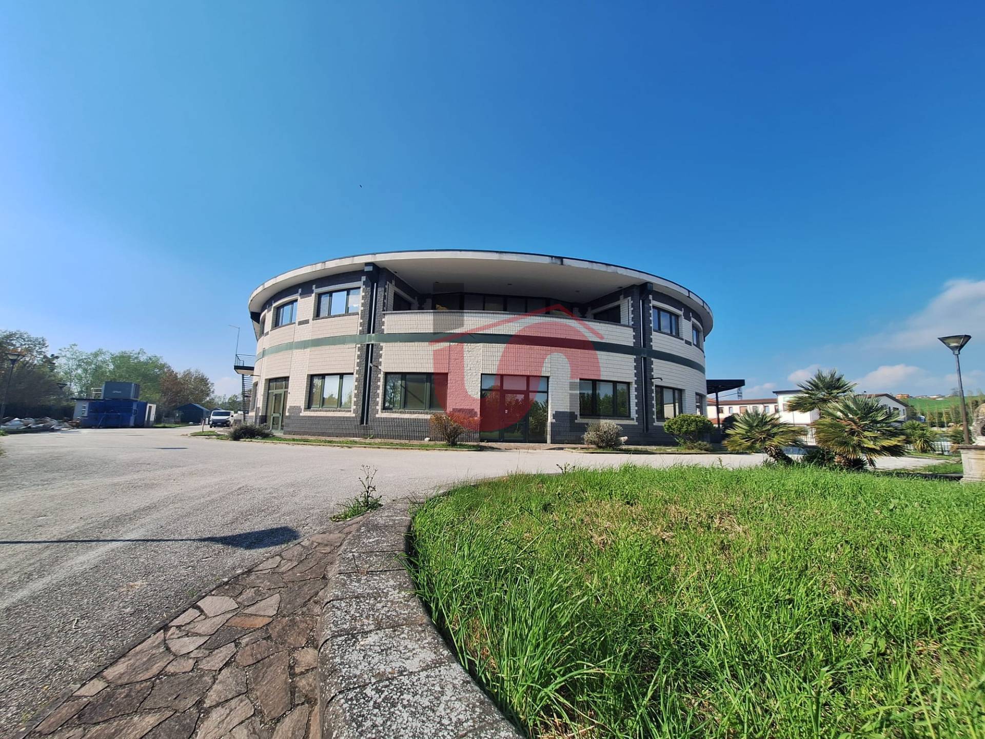 FABBRICATO INDUSTRIALE in vendita a Pago Veiano
