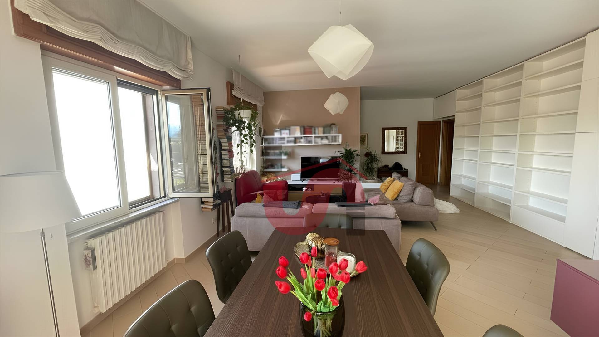 APPARTAMENTO + DI 4 LOCALI in vendita a Benevento