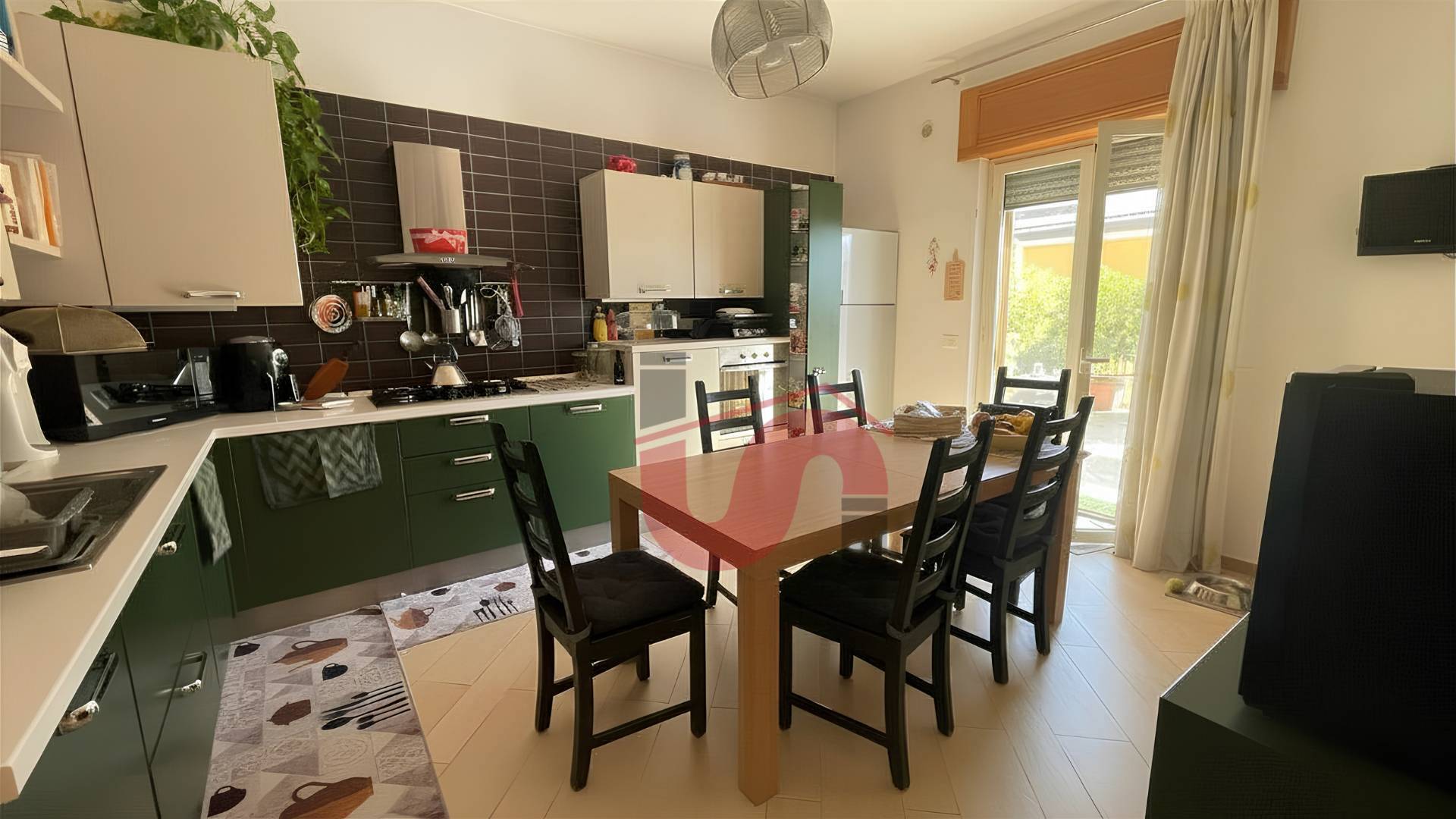 APPARTAMENTO + DI 4 LOCALI in vendita a Benevento