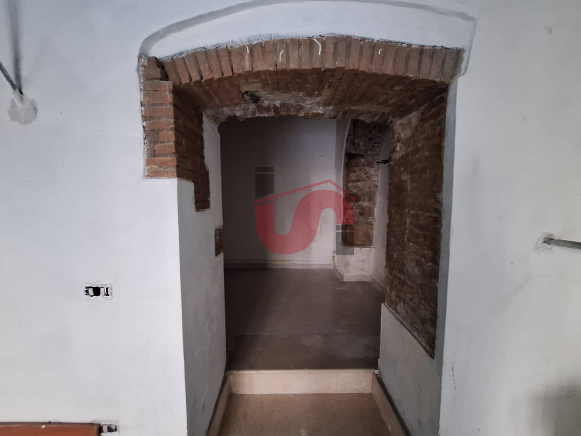 Locale commerciale in vendita a Benevento