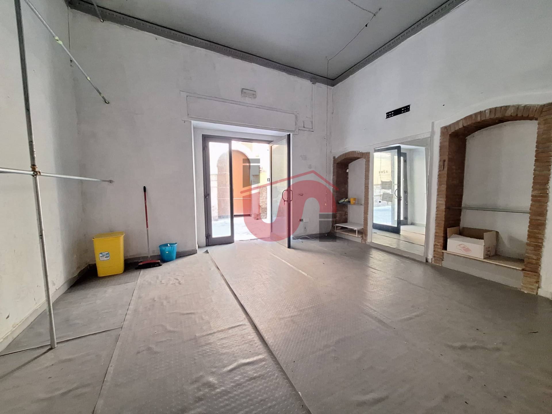 Locale commerciale in vendita a Benevento