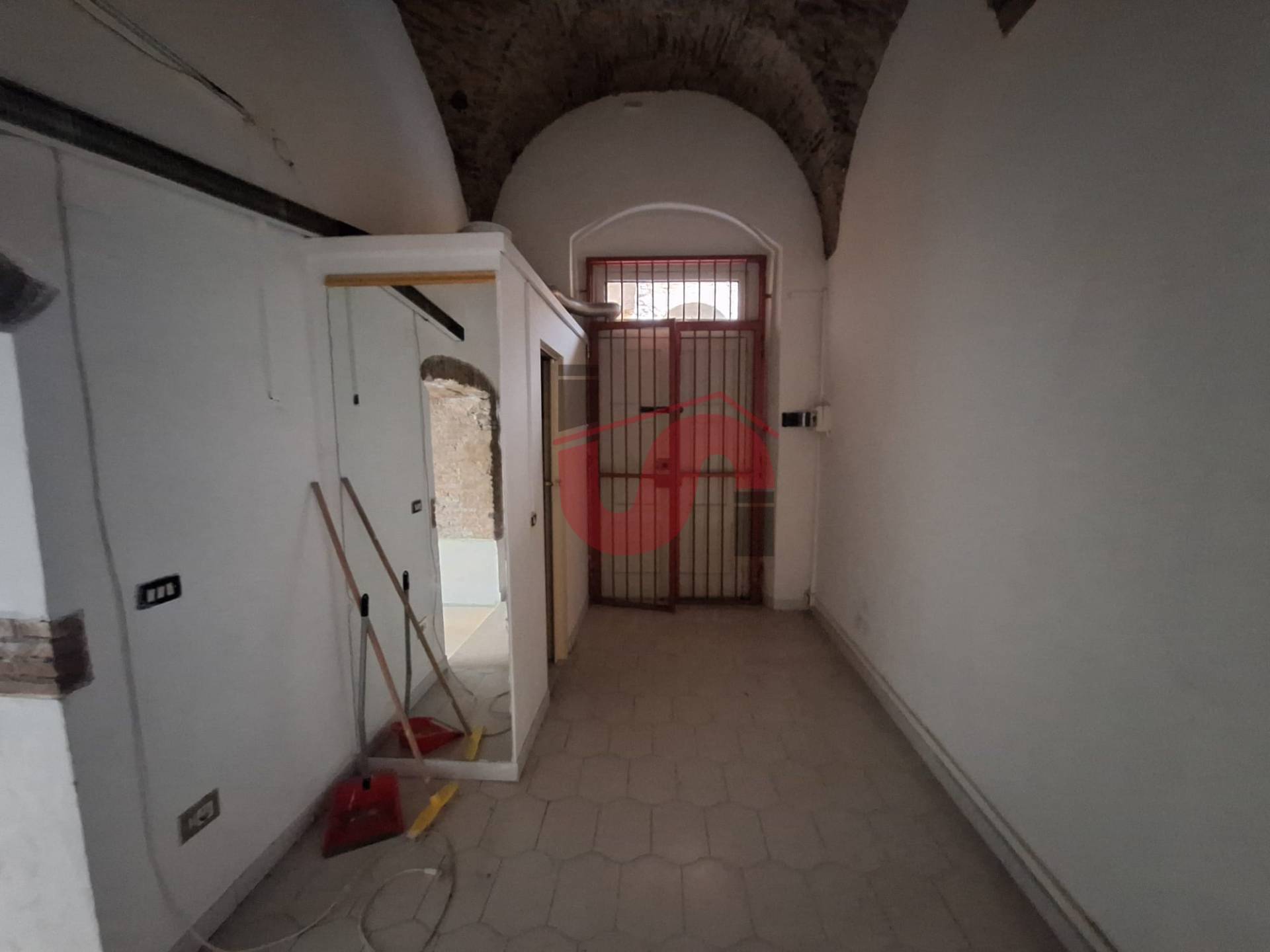 Locale commerciale in vendita a Benevento