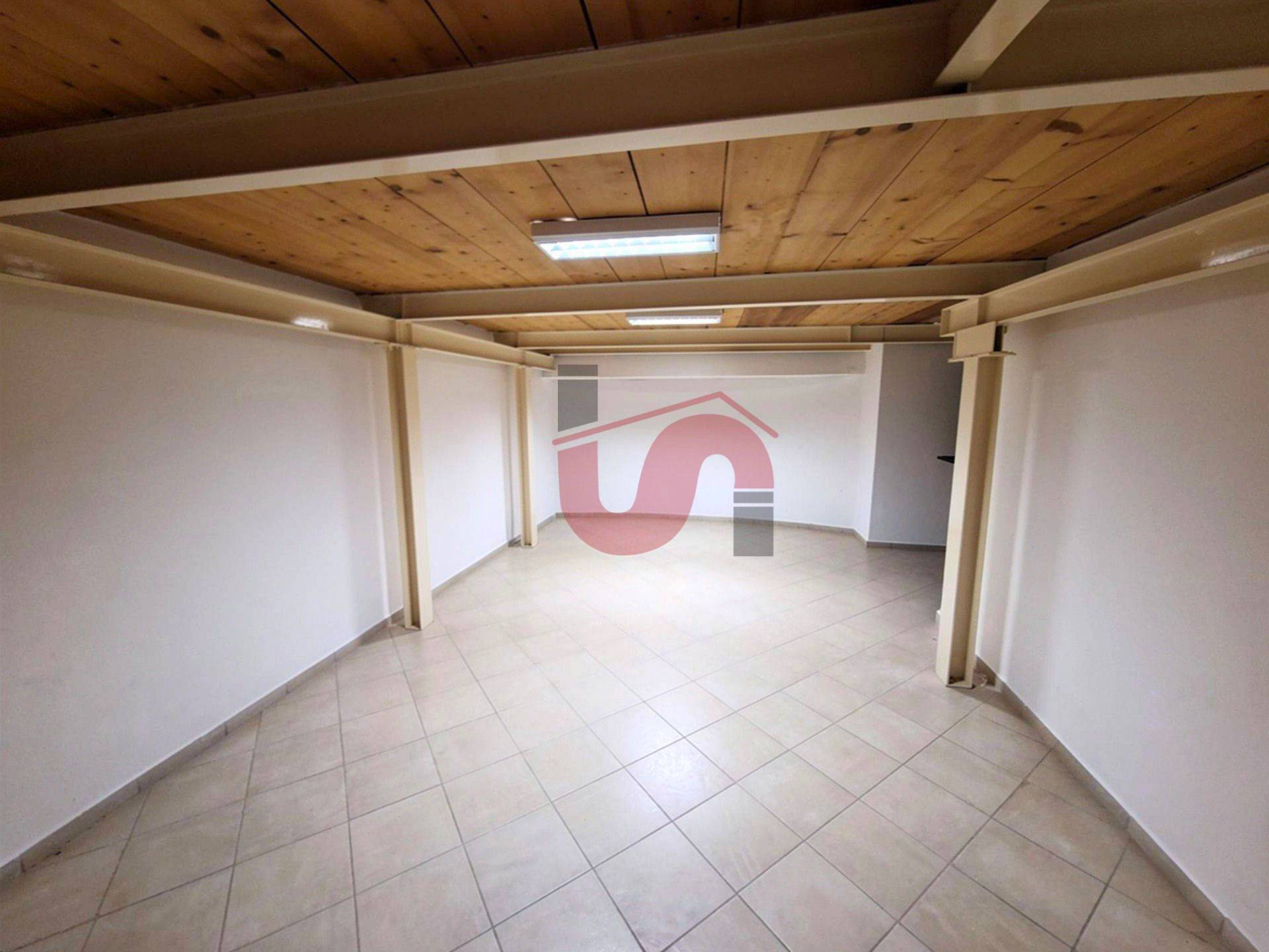 Appartamento in vendita a Benevento, CENTRO STORICO