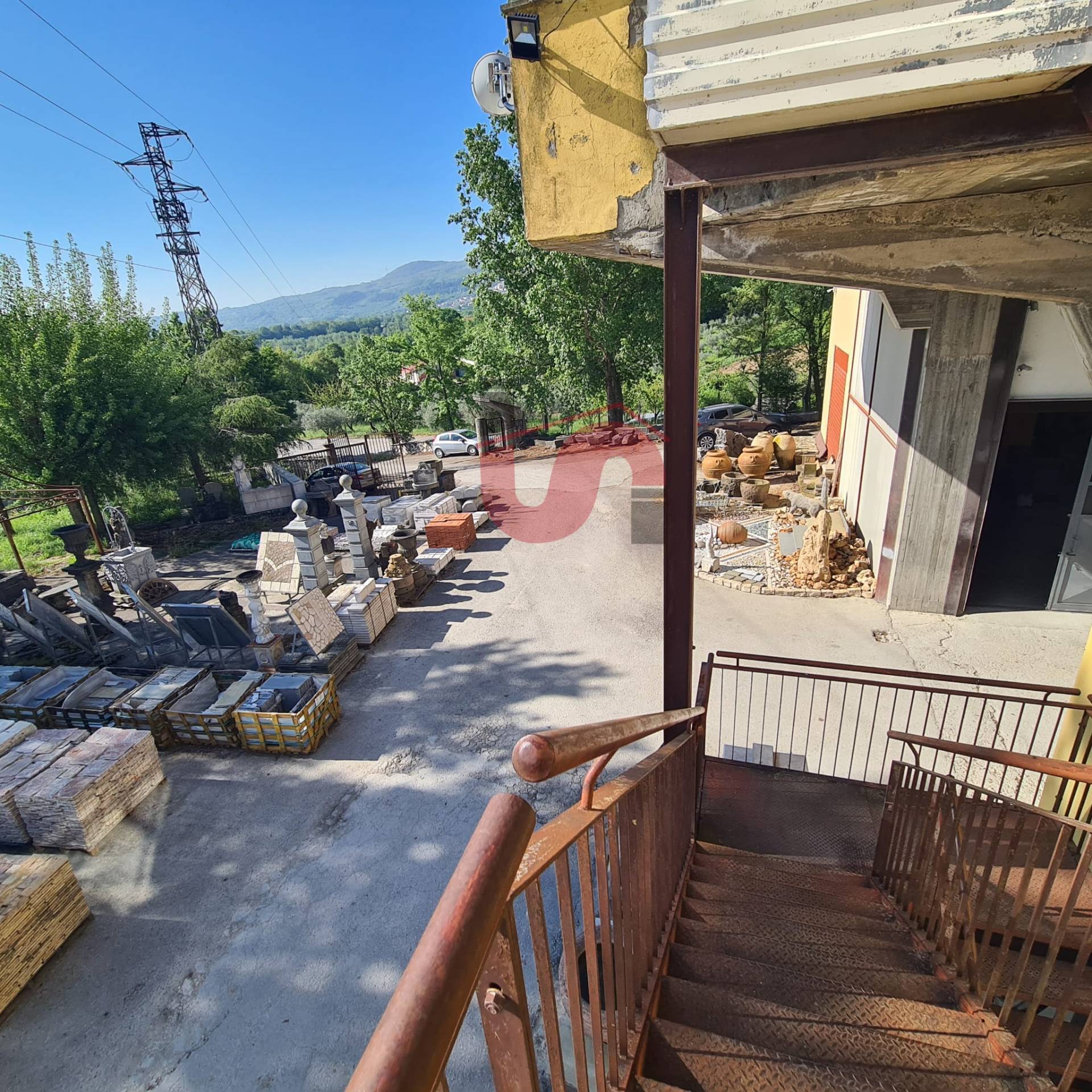 Intero Stabile in affitto a Sassinoro