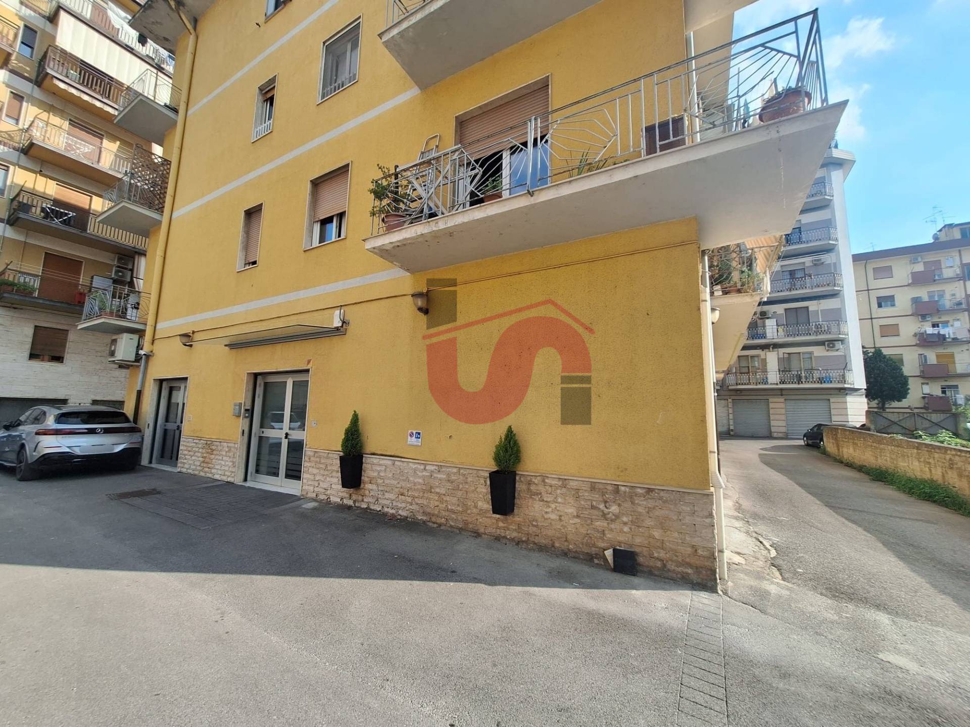 Studio/Ufficio in vendita a Benevento, Mellusi/Atlantici