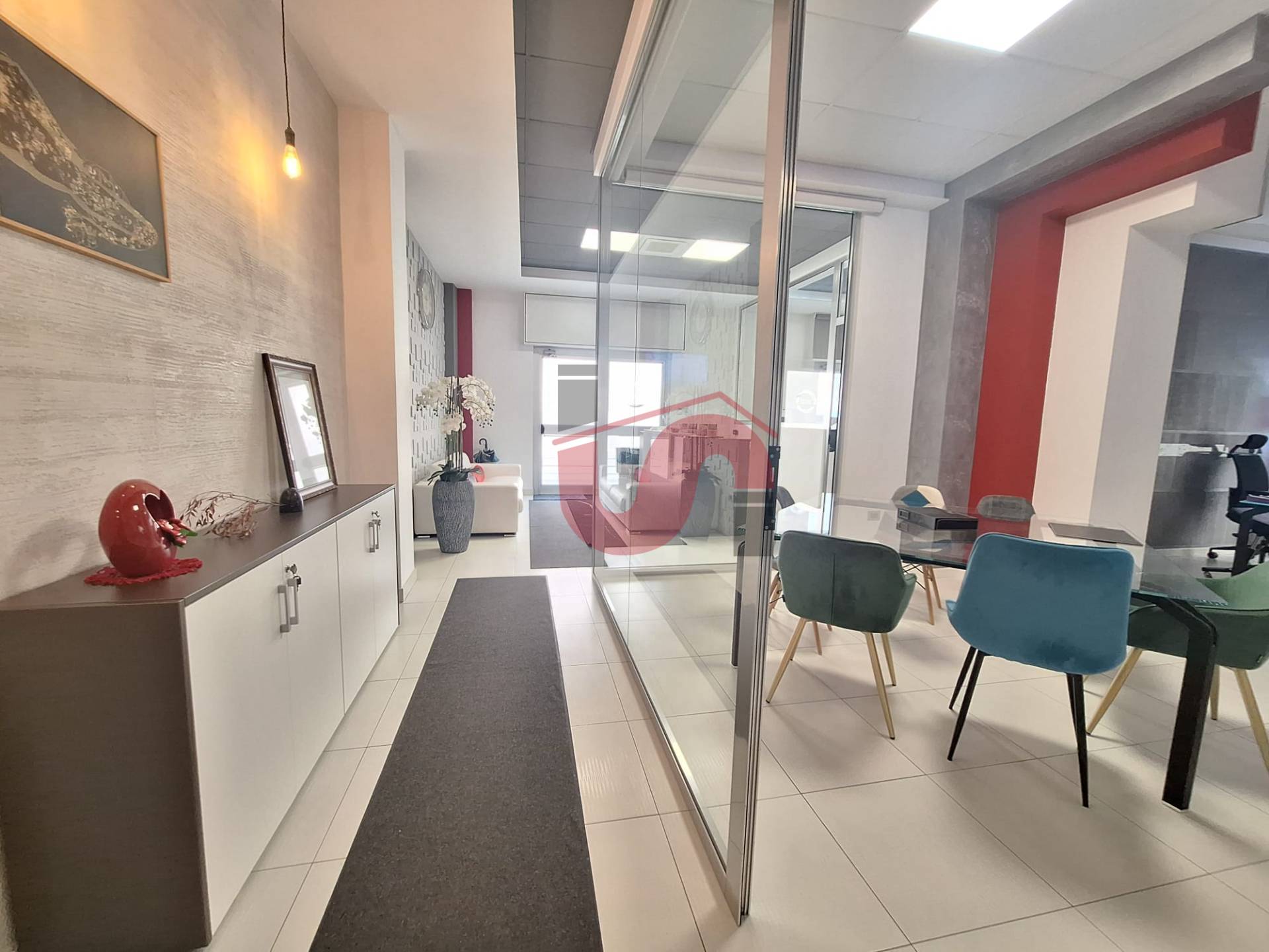 Studio/Ufficio in vendita a Benevento, Mellusi/Atlantici