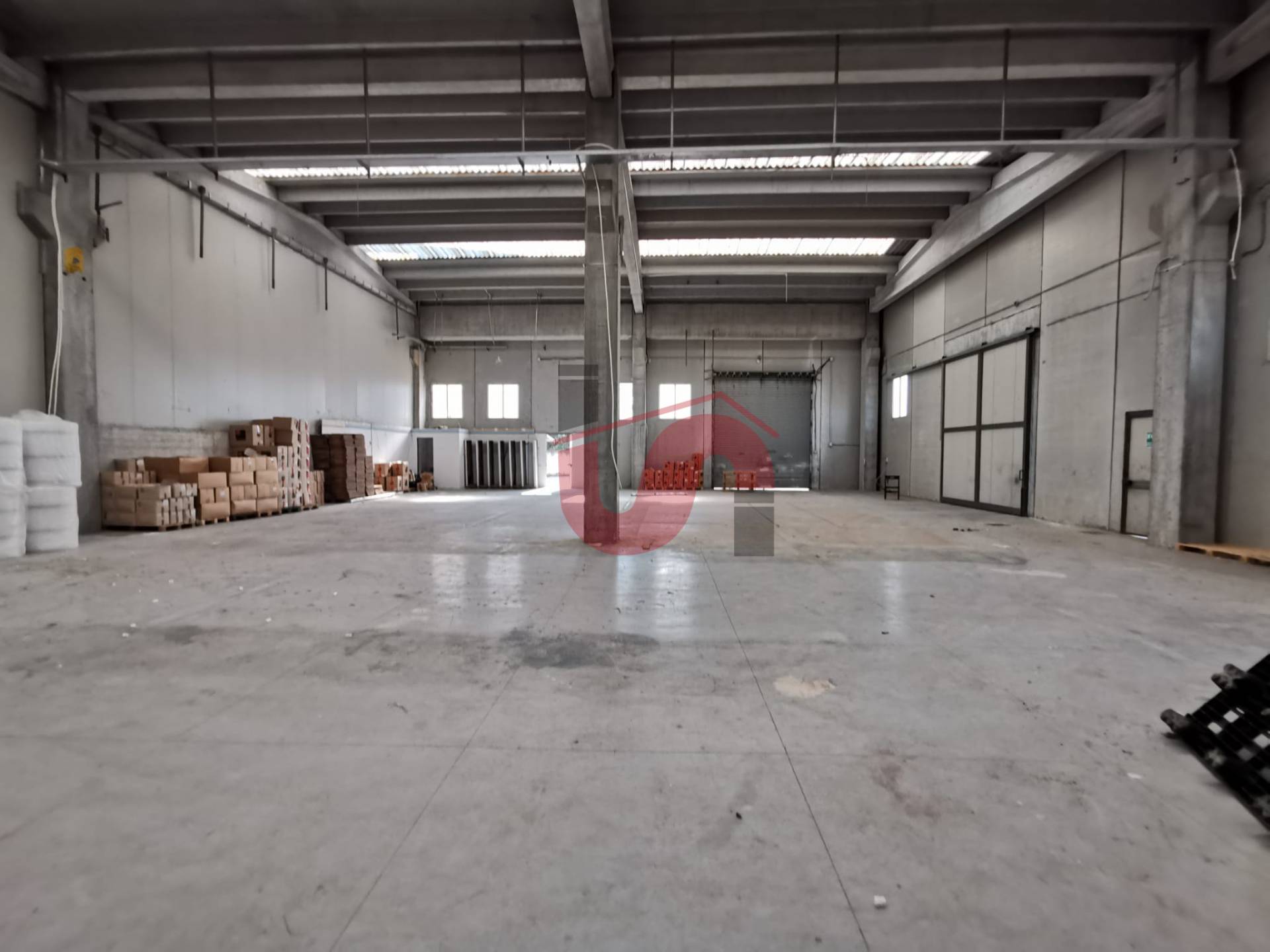 CAPANNONE INDUSTRIALE in affitto a Benevento, CONTRADE