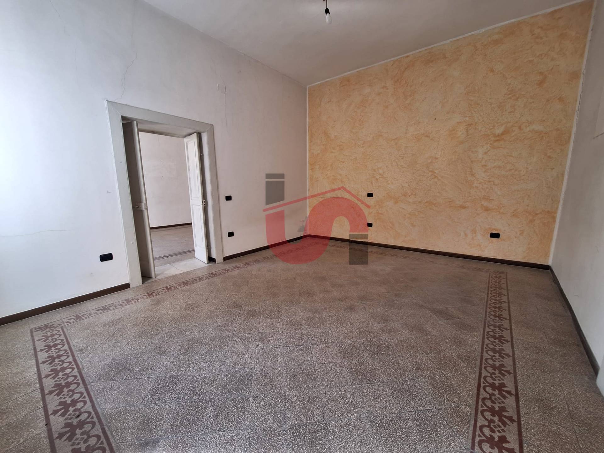 Casa Semindipendente in vendita a Benevento, CENTRO STORICO