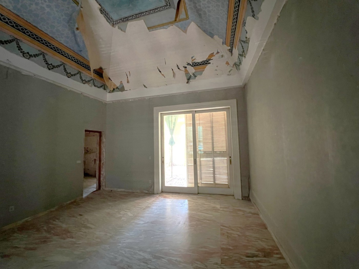 Stabile/Palazzo in vendita a Bitetto