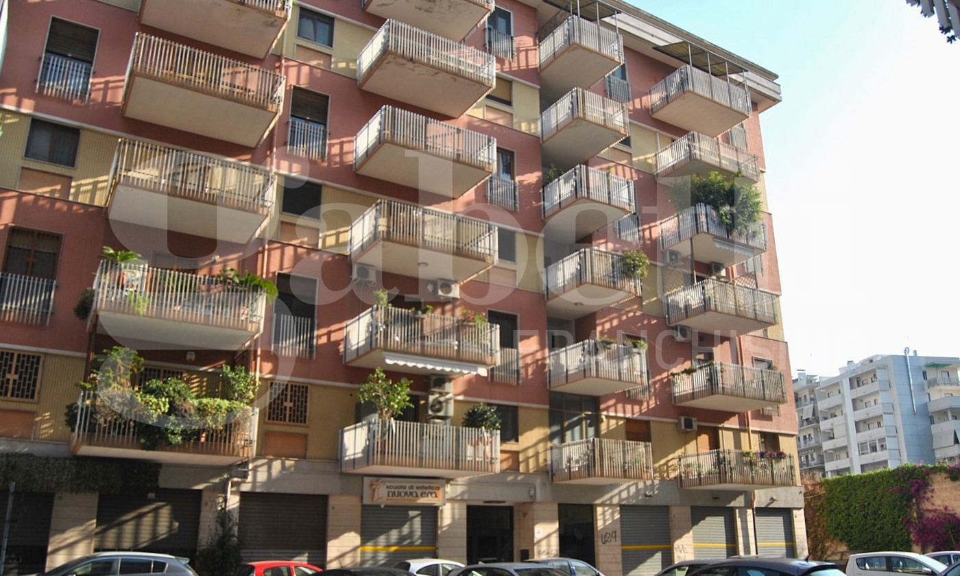 Quadrilocale in vendita a Bari