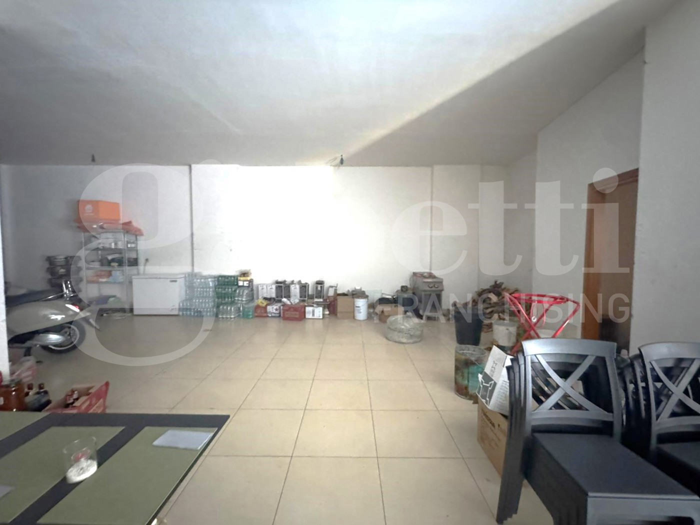 Negozio in vendita a Bari