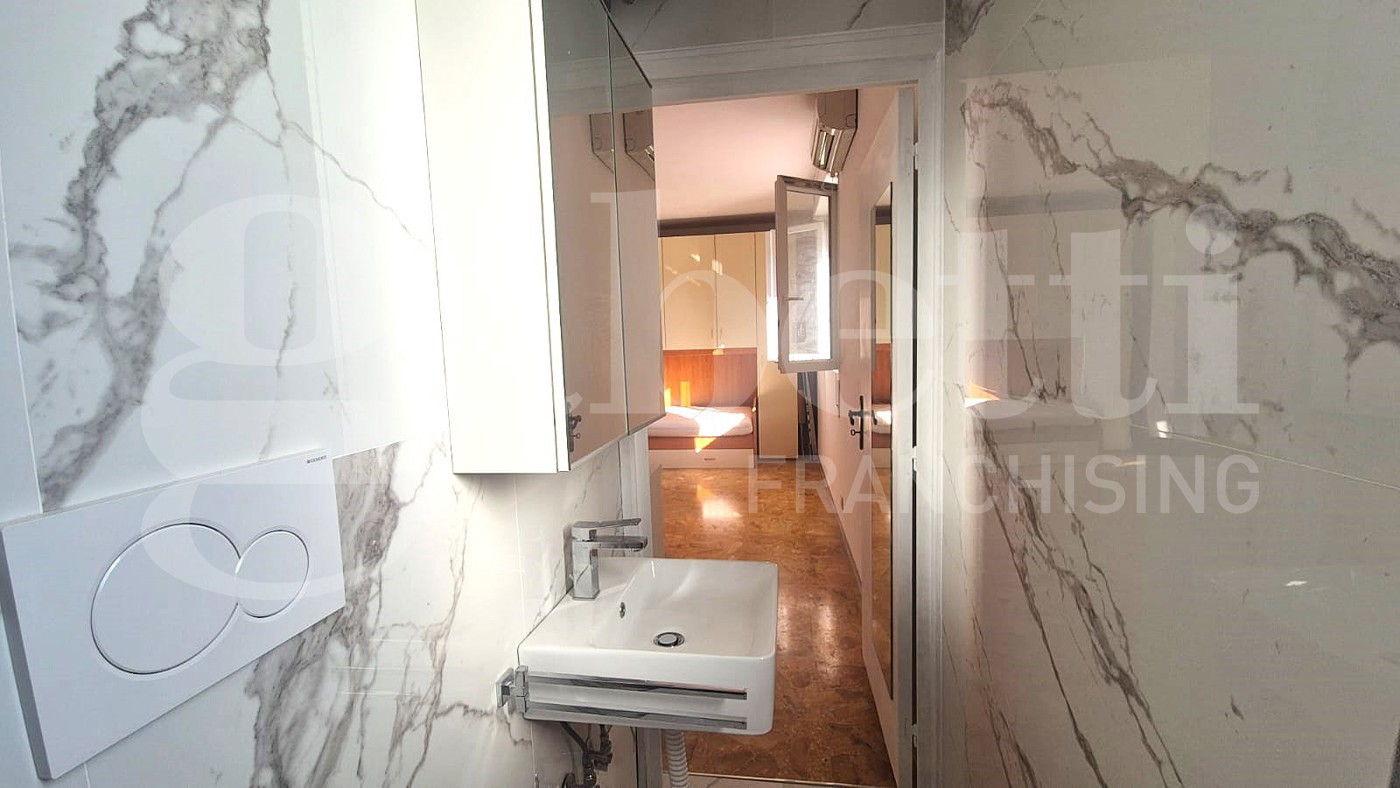 Monolocale ristrutturato a Bari