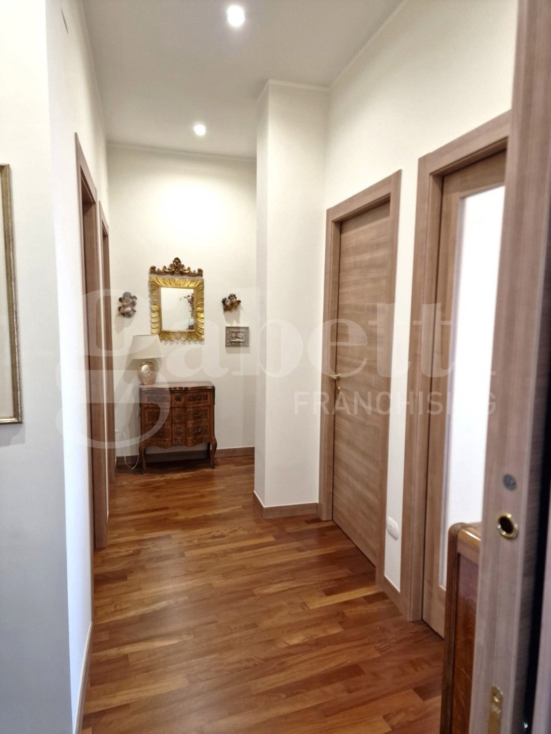 Quadrilocale ristrutturato a Bari