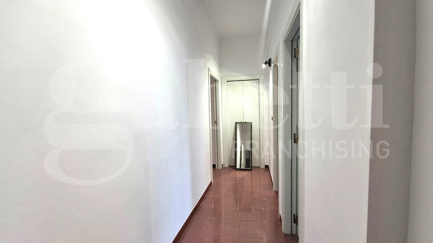 Quadrilocale arredato in affitto a Bari