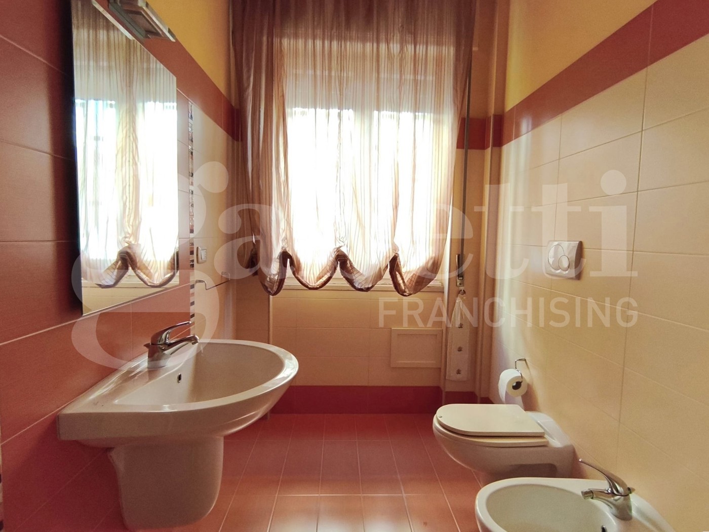 Quadrilocale in vendita a Bari