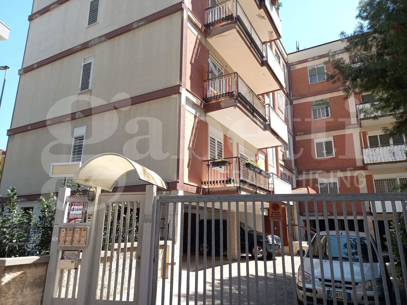 Quadrilocale in vendita a Bari