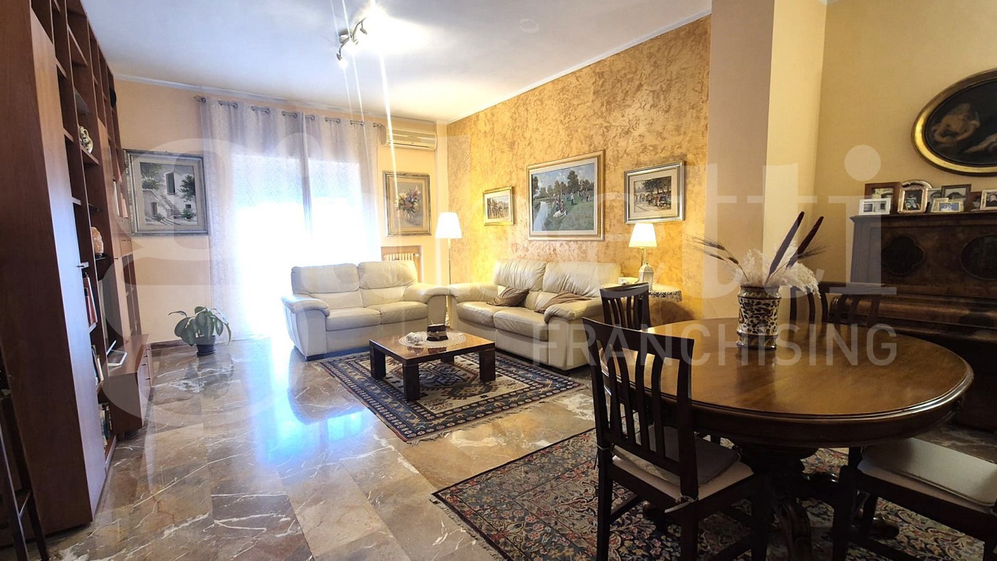 Quadrilocale in vendita a Bari