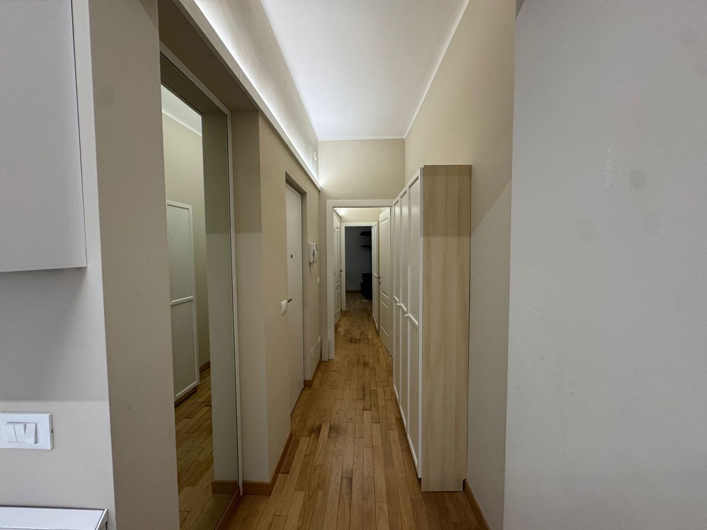 Trilocale arredato in affitto a Milano