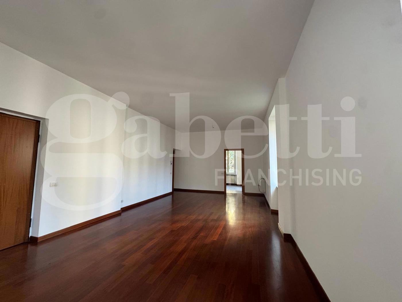 Trilocale in affitto a Milano