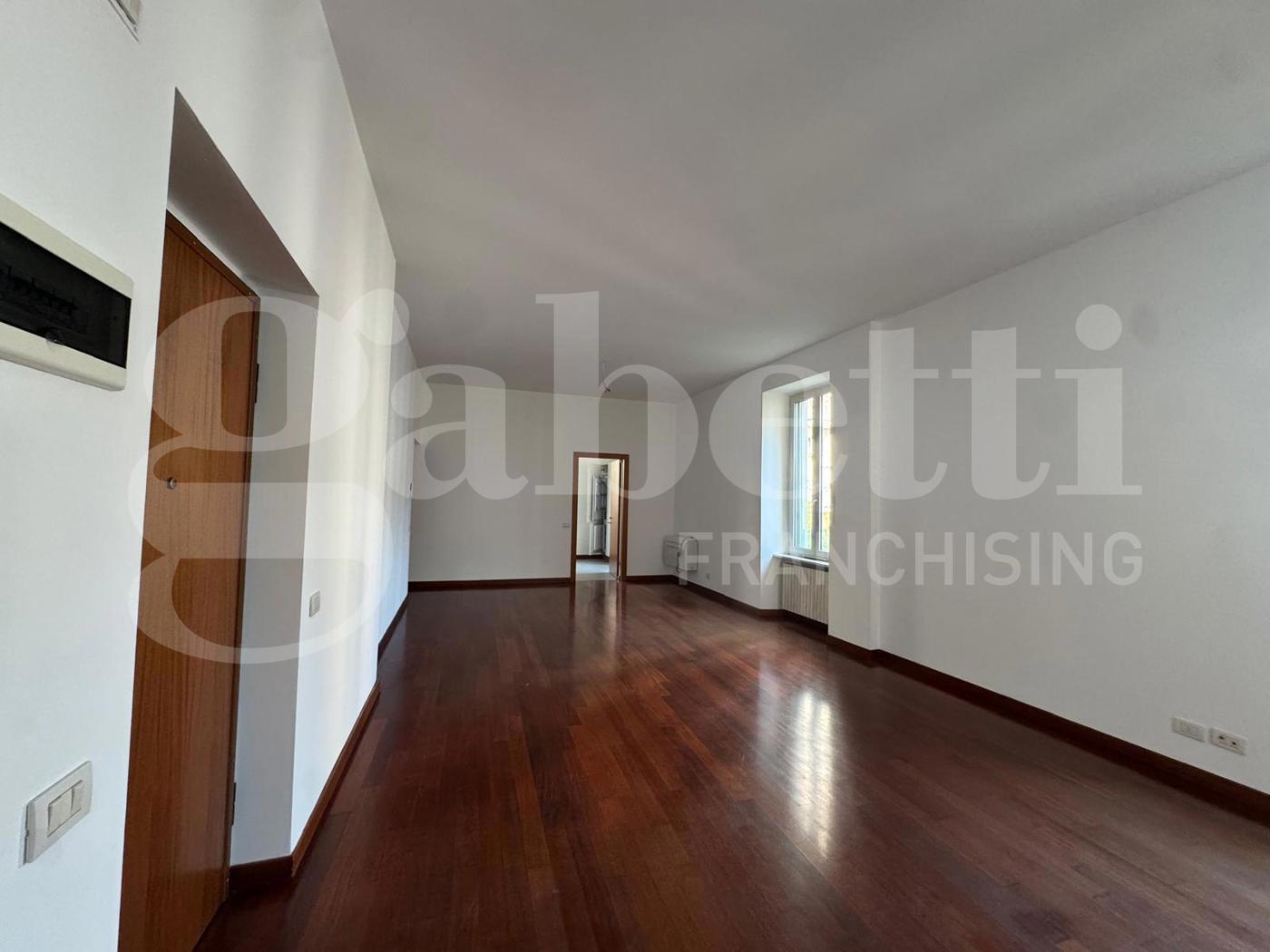 Trilocale in affitto a Milano