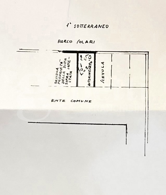 Box/Garage 13mq in affitto a Milano