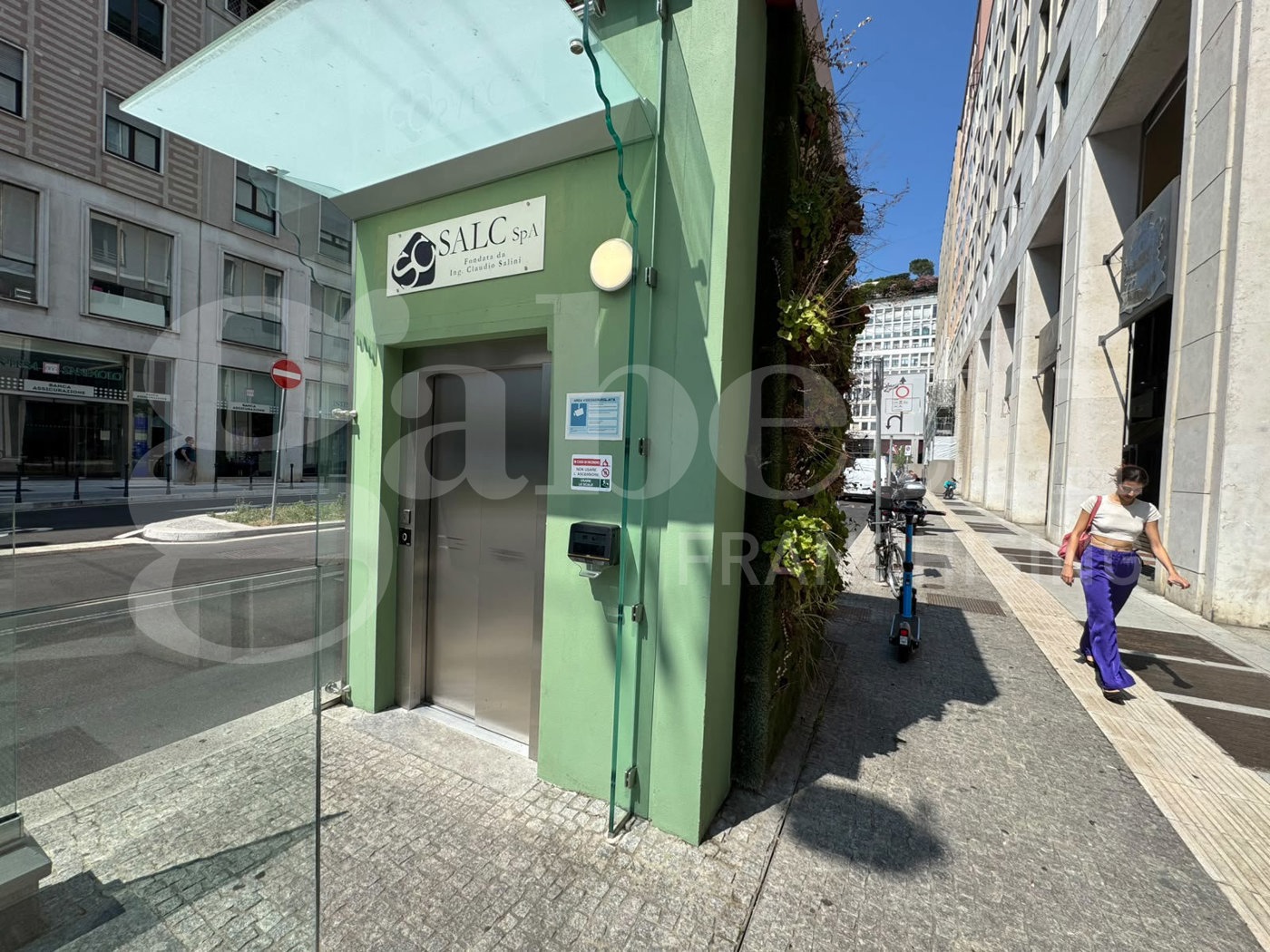 Box/Garage 19mq in affitto a Milano