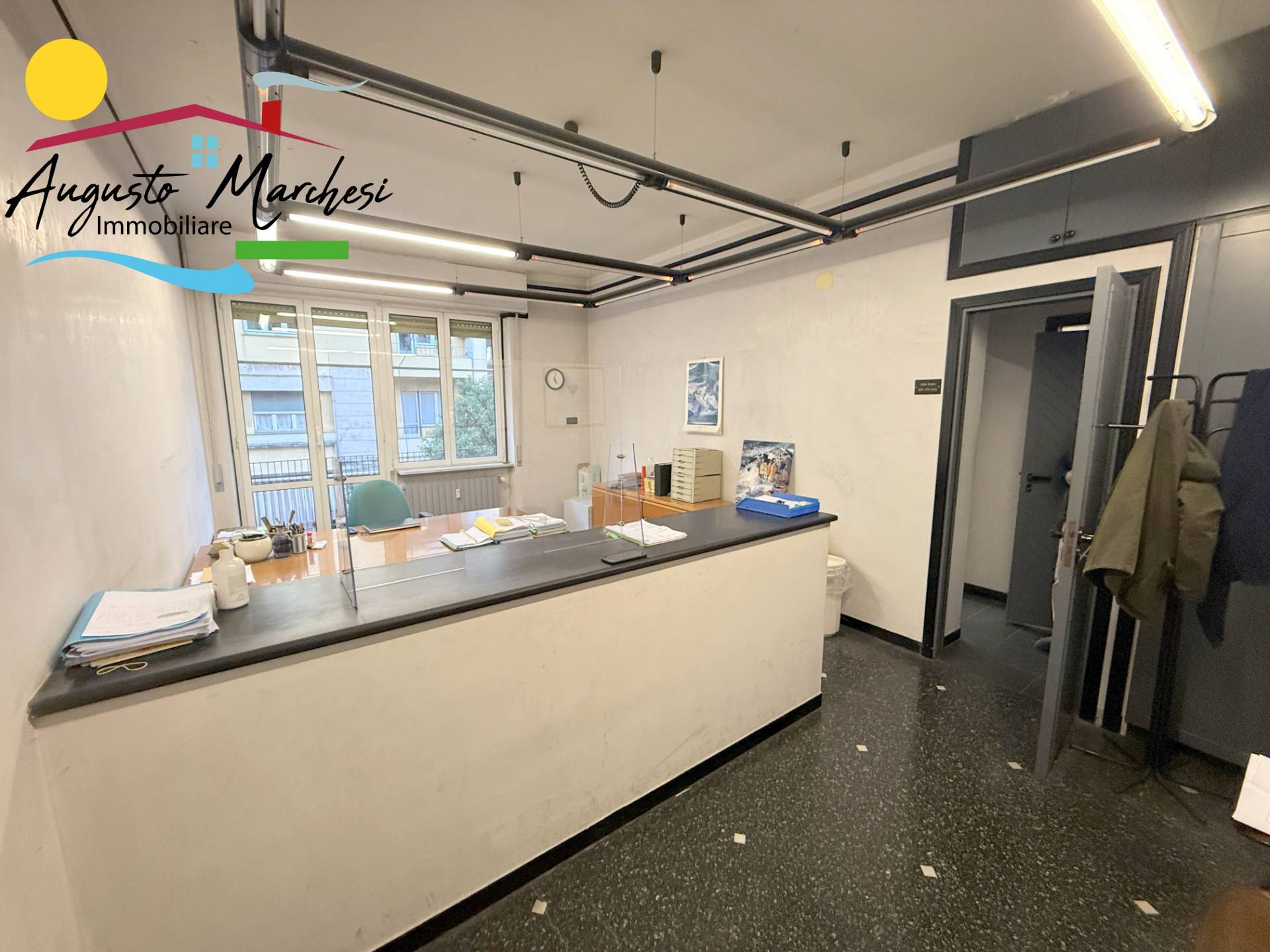 Ufficio / Appartamento in vendita a Recco, Centrale