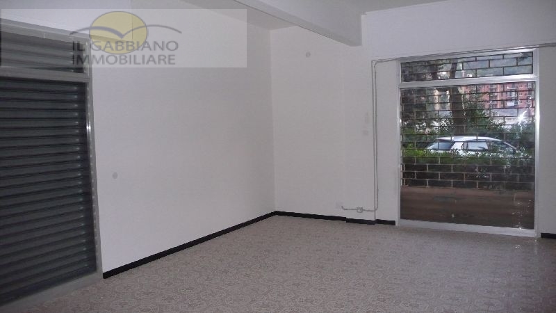 Negozio in affitto a Recco, Piazzale Europa