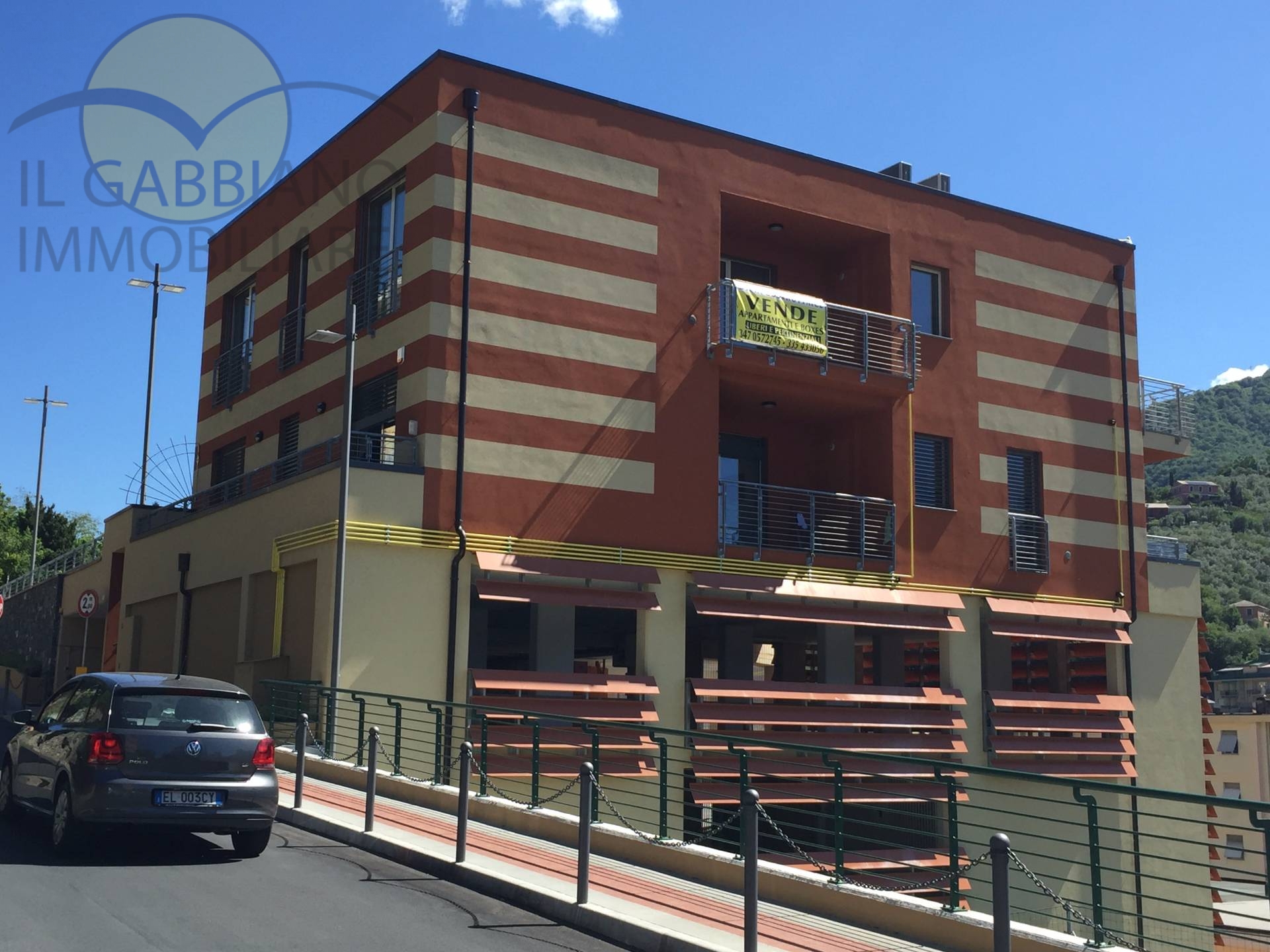 Box auto in vendita a Recco, Megli